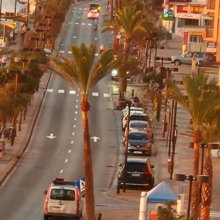 Frente Al Mar